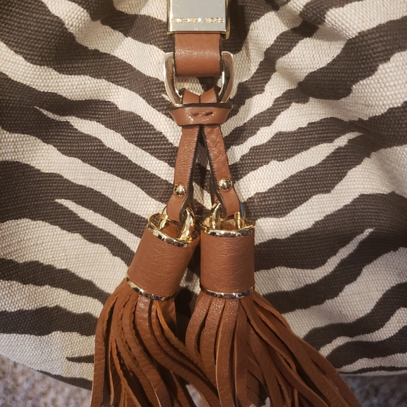 Gorgeous Safari Print MK - Picture 4 of 4